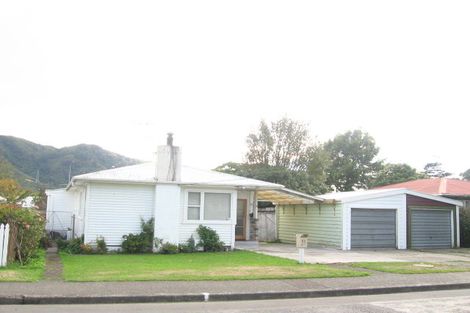 Photo of property in 53 Clouston Park Road, Clouston Park, Upper Hutt, 5018