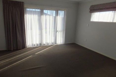 Photo of property in 13 Holly Place, Rototuna North, Hamilton, 3210