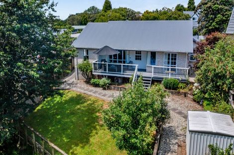 Photo of property in 11 Elder Grove, Whalers Gate, New Plymouth, 4310