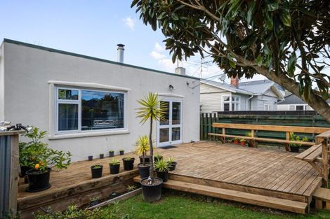 Photo of property in 25 Beth Street, Trentham, Upper Hutt, 5018