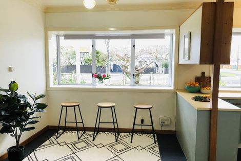 Photo of property in 33 Brassey Road, Saint Johns Hill, Whanganui, 4500