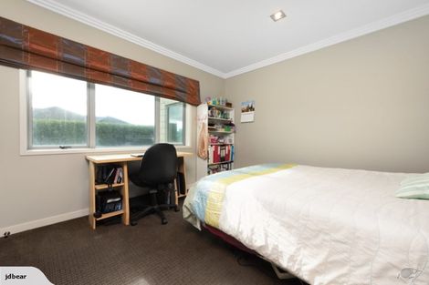 Photo of property in 7 Holyoake Terrace, Omokoroa, 3114
