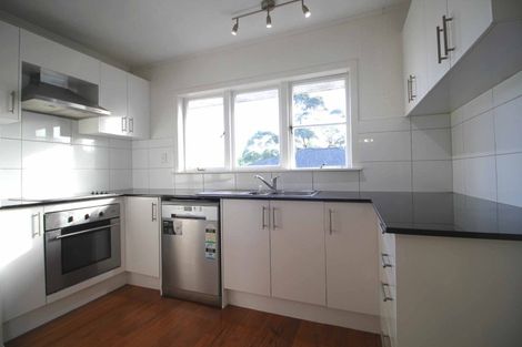 Photo of property in 10 Acton Place, Avondale, Auckland, 0600