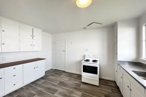 Photo of property in 145 Heretaunga Street, Palmerston North, 4414