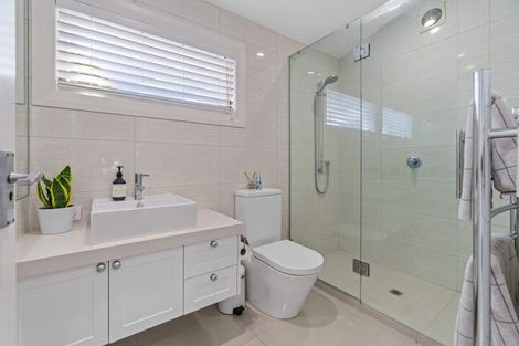 Photo of property in 16 Golf Road, Epsom, Auckland, 1023