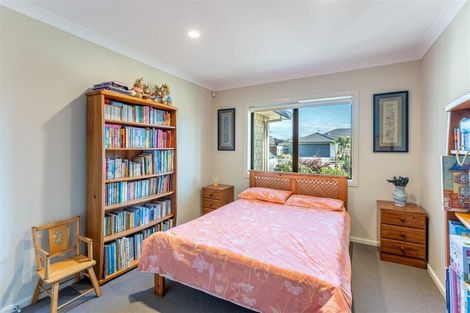 Photo of property in 82 The Drive, Paraparaumu Beach, Paraparaumu, 5032