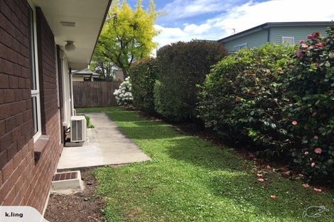 Photo of property in 2/395 Ilam Road, Bryndwr, Christchurch, 8053