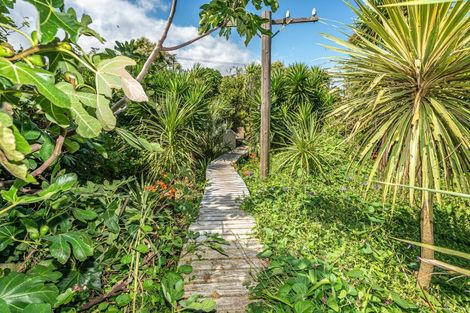 Photo of property in 133 Cornfoot Street, Castlecliff, Wanganui, 4501