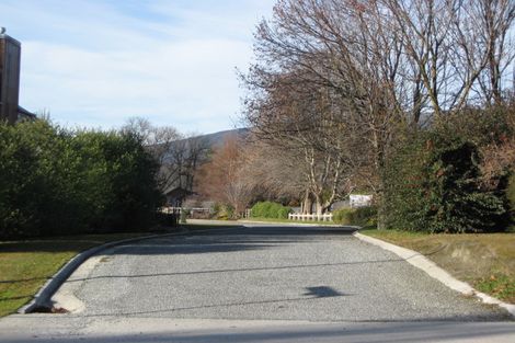 Photo of property in 19 Homestead Close, Wanaka, 9305