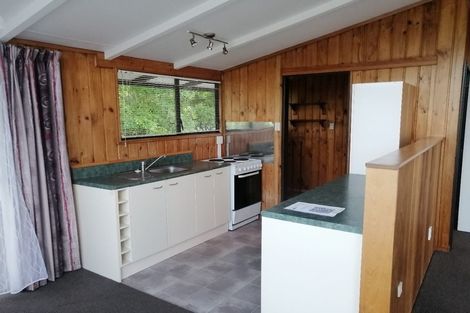 Photo of property in 5 Kemp Road, Massey, Auckland, 0614