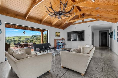 Photo of property in 575 Blue Rock Road, Ruakokoputuna, Martinborough, 5781