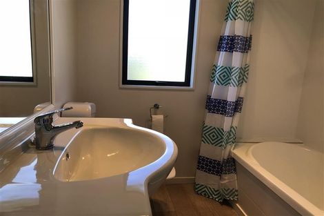 Photo of property in 6 Tennessee Avenue, Mangere East, Auckland, 2024