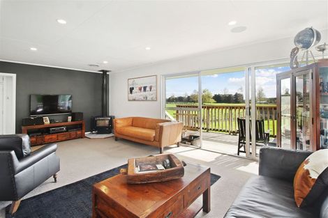 Photo of property in 430 Bald Hill Road, Waiuku, 2681