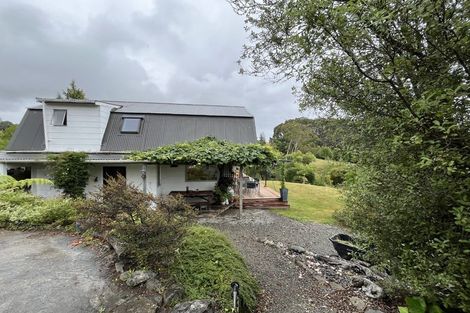 Photo of property in 143 Carlyon Road, Mahana, Upper Moutere, 7173