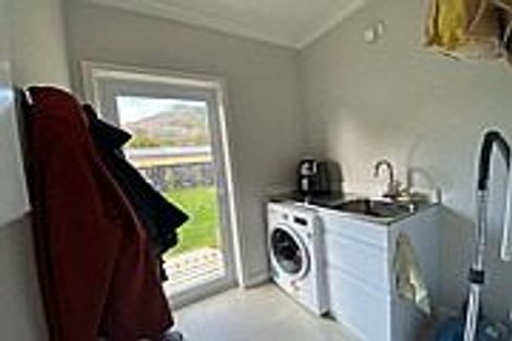 Photo of property in 79 Tipahi Street, Nelson South, Nelson, 7010