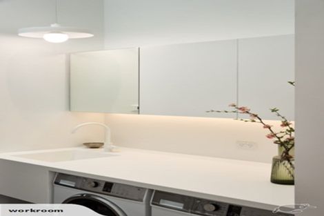 Photo of property in 63 Mcdonnell Road, Arrowtown, 9302