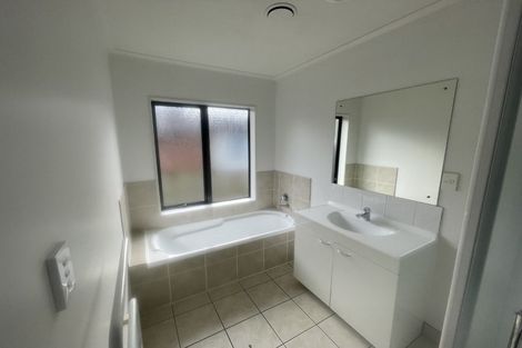 Photo of property in 37 Hilltop Road, Flat Bush, Auckland, 2019