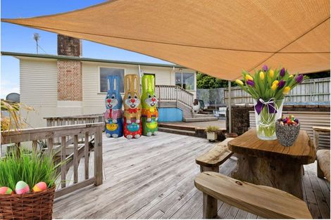 Photo of property in 410 South Road, Omata, New Plymouth, 4374