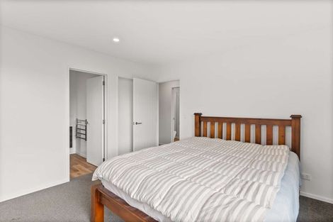 Photo of property in 12 Fairbairn Close, Halswell, Christchurch, 8025