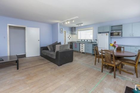 Photo of property in 16 Richard Grove, Stokes Valley, Lower Hutt, 5019