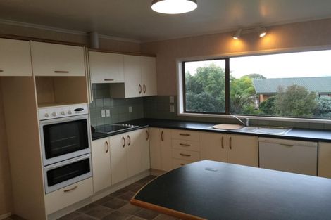 Photo of property in 4 Widmore Drive, Massey, Auckland, 0614