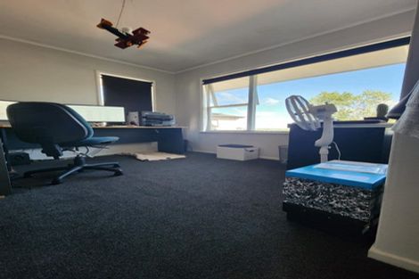 Photo of property in 85 Hutchinsons Road, Bucklands Beach, Auckland, 2014