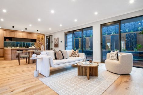 Photo of property in 14 Streamview Way, Long Bay, Auckland, 0630