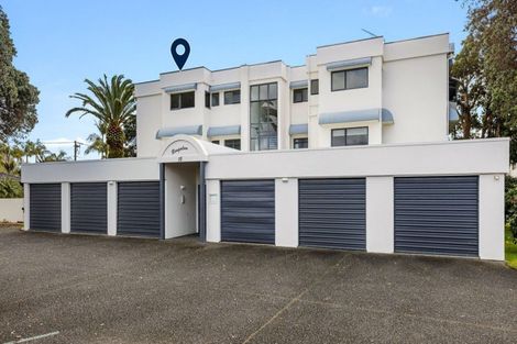 Photo of property in 15e Puriri Avenue, Orewa, 0931