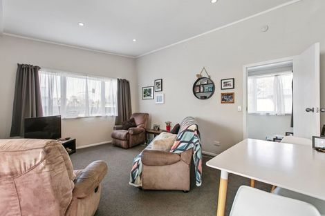 Photo of property in 141 Mangere Road, Otahuhu, Auckland, 1062