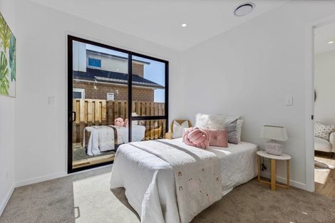 Photo of property in 26 Sari Place, Massey, Auckland, 0614