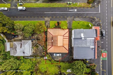 Photo of property in 2 Seaview Avenue, Northcote, Auckland, 0627