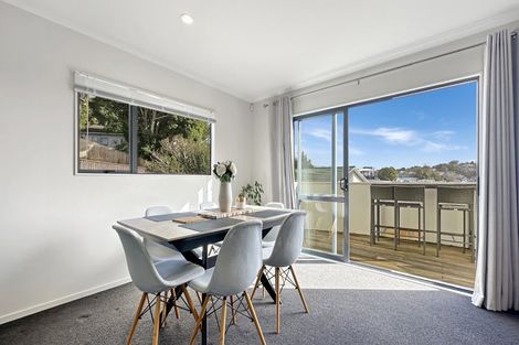 Photo of property in 2/28a Marlborough Avenue, Glenfield, Auckland, 0629