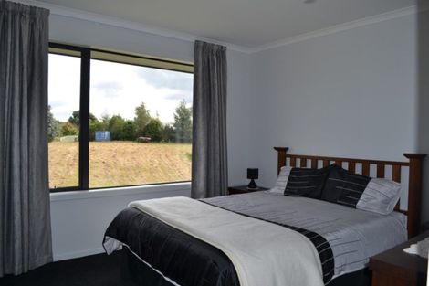 Photo of property in 13 Grove Avenue, Weston, Oamaru, 9401