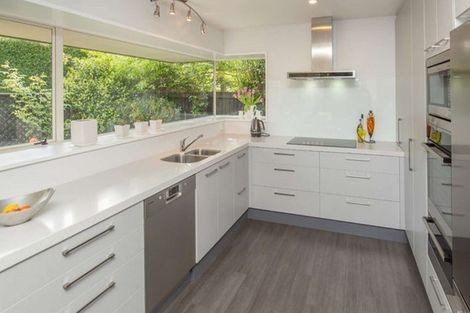 Photo of property in 6b Kelson Lane, Ilam, Christchurch, 8041