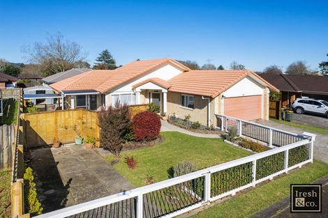 Photo of property in 25 Carisbrook Crescent, Papakura, 2110
