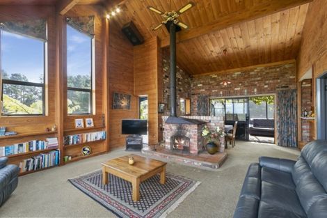 Photo of property in 266 Normandale Road, Normandale, Lower Hutt, 5010