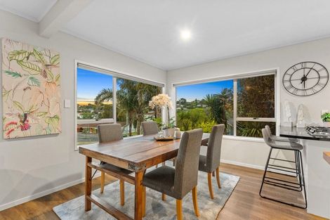 Photo of property in 94 Glencoe Road, Browns Bay, Auckland, 0630
