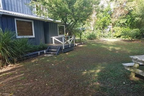 Photo of property in 18 Evans Pass Road, Sumner, Christchurch, 8081