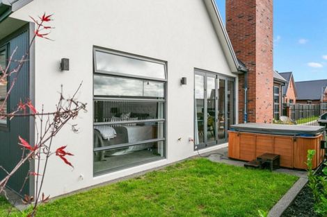 Photo of property in 2/30 Jarrett Terrace, Leamington, Cambridge, 3432