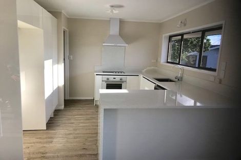 Photo of property in 3/18 Rangitoto Terrace, Milford, Auckland, 0620