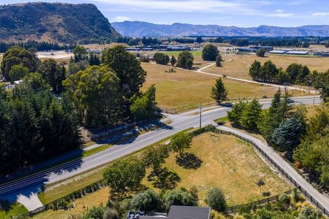 Photo of property in 22 Ballantyne Road, Wanaka, 9305