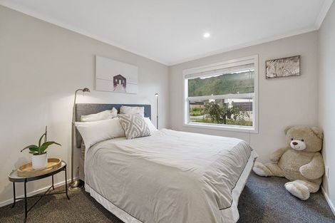 Photo of property in 71 Waipunahau Road, Waikanae, 5036