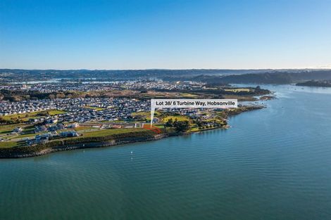 Photo of property in 6 Turbine Way, Hobsonville, 0616