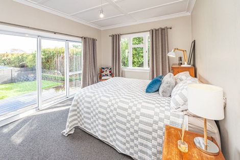 Photo of property in 17 Kent Road, Saint Johns Hill, Whanganui, 4501