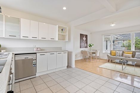 Photo of property in 5c Mountain Road, Mount Wellington, Auckland, 1072