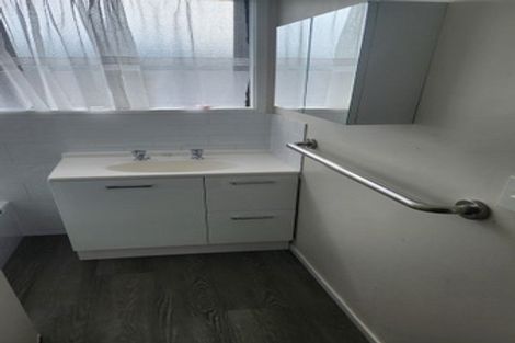 Photo of property in 2/24 Station Road, Takanini, 2112