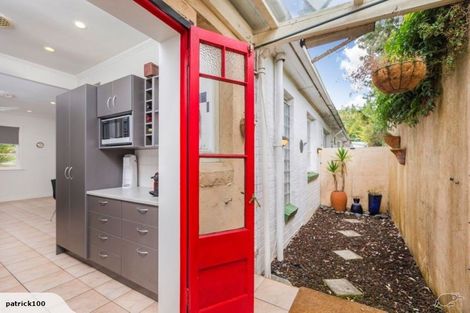 Photo of property in 2/6 Sarawia Street, Newmarket, Auckland, 1052