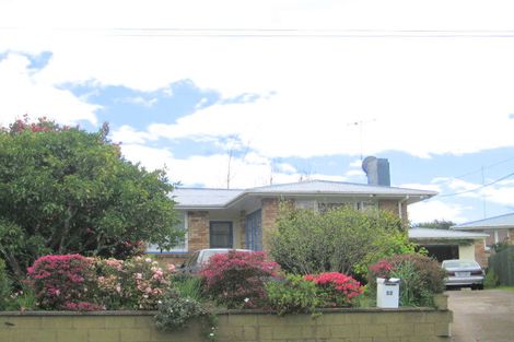 Photo of property in 52 Kingswood Road, Brookfield, Tauranga, 3110