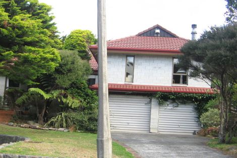 Photo of property in 23 Paddington Grove, Karori, Wellington, 6012