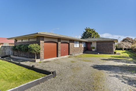 Photo of property in 100 Huxley Street, Pahiatua, 4910